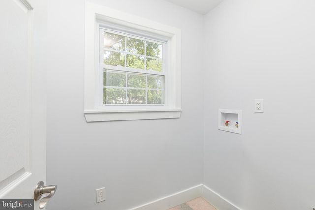140 E 9TH AVE, Pine Hill, NJ 08021