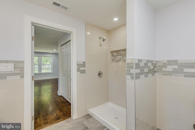 140 E 9TH AVE, Pine Hill, NJ 08021
