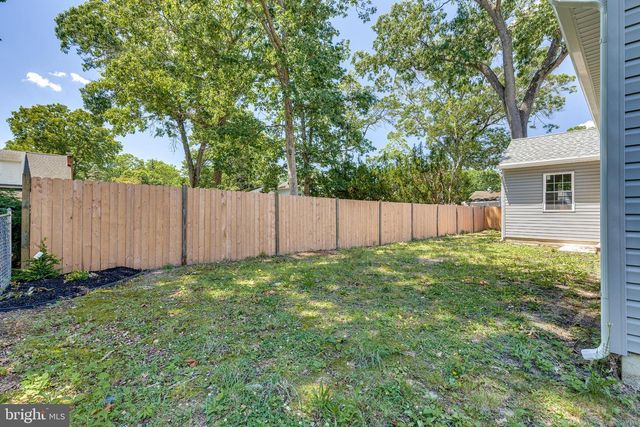 140 E 9TH AVE, Pine Hill, NJ 08021