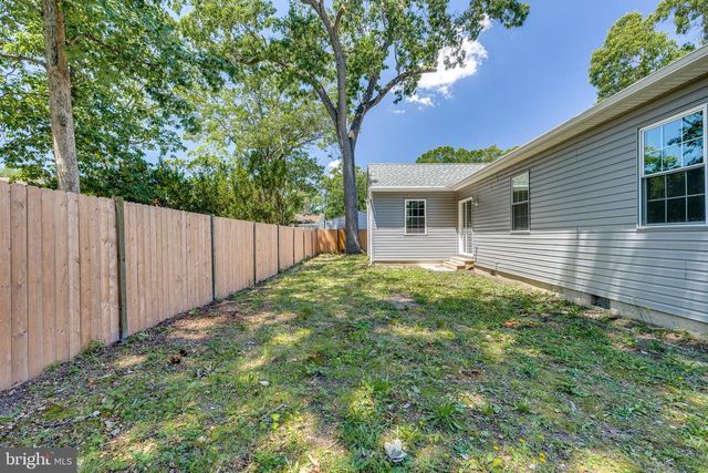 140 E 9TH AVE, Pine Hill, NJ 08021