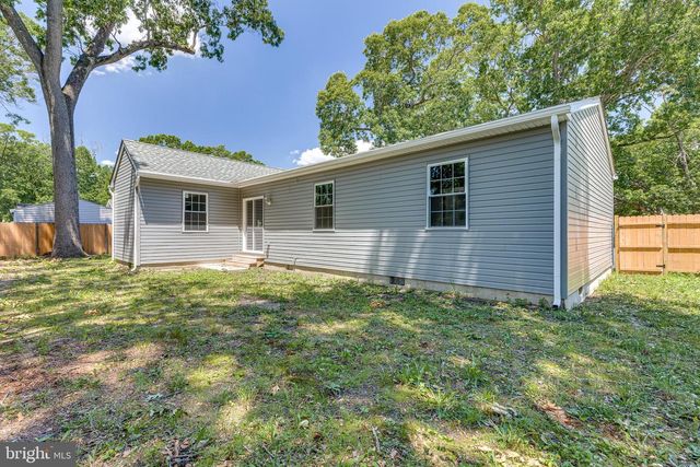140 E 9TH AVE, Pine Hill, NJ 08021