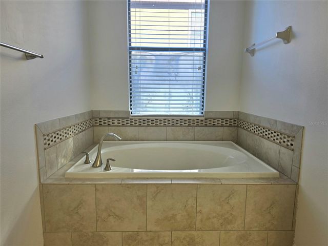 8925 AZALEA SANDS LANE 602, Davenport, FL 33896