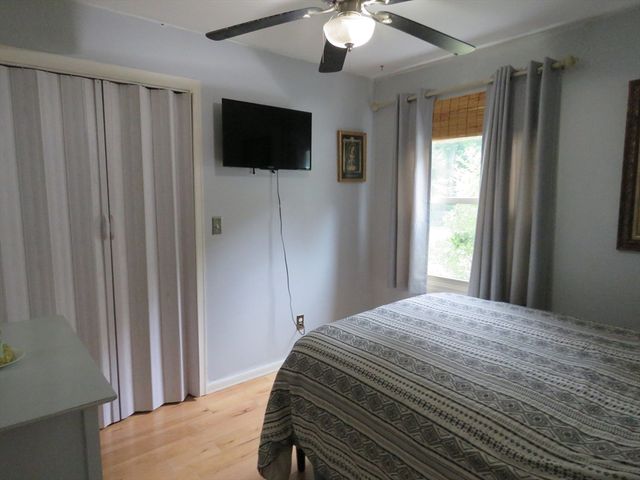 89 N High Street, Foxboro, MA 02035