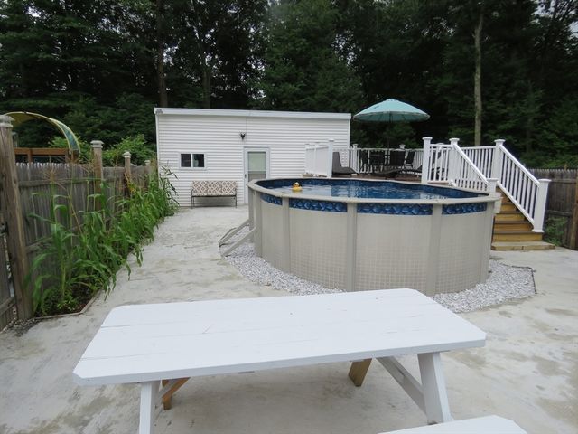 89 N High Street, Foxboro, MA 02035