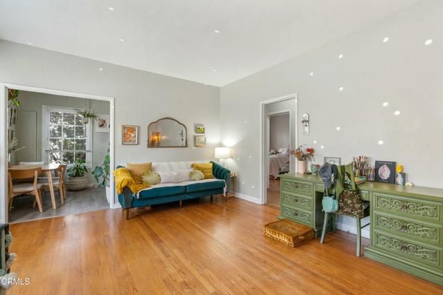 646 Orange Grove Avenue, South Pasadena, CA 91030