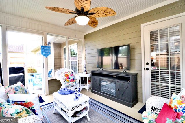 5113 Abbott Circle, Hahira, GA 31632