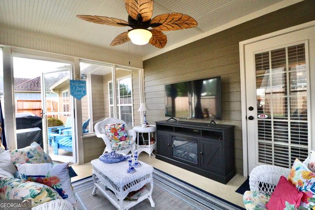 5113 Abbott Circle, Hahira, GA 31632