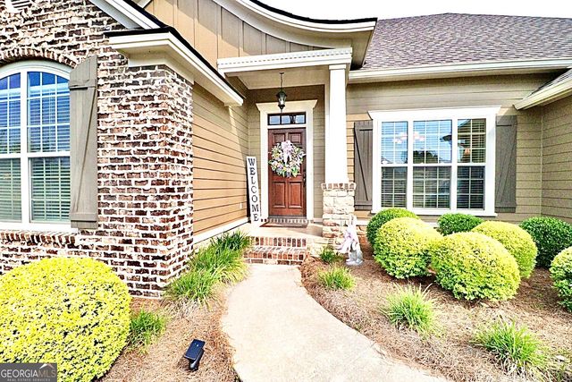 5113 Abbott Circle, Hahira, GA 31632
