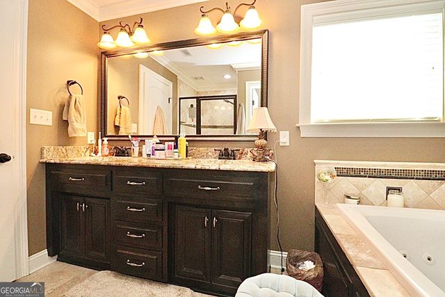 5113 Abbott Circle, Hahira, GA 31632