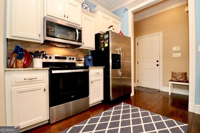 5113 Abbott Circle, Hahira, GA 31632