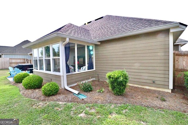 5113 Abbott Circle, Hahira, GA 31632