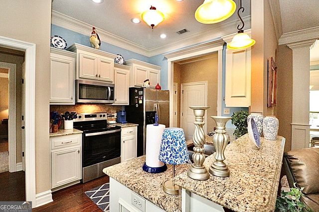 5113 Abbott Circle, Hahira, GA 31632