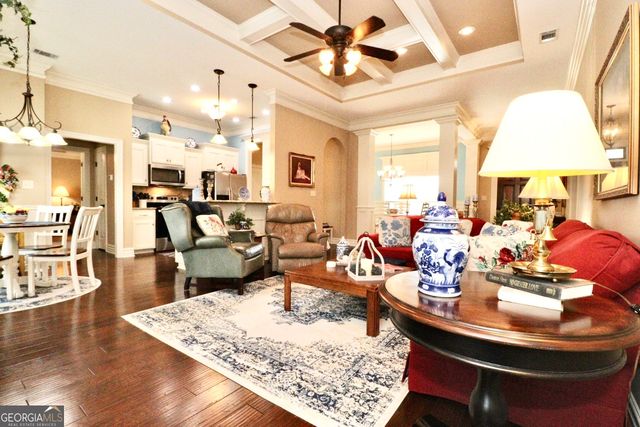5113 Abbott Circle, Hahira, GA 31632