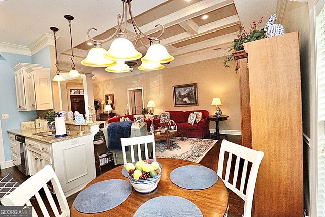 5113 Abbott Circle, Hahira, GA 31632