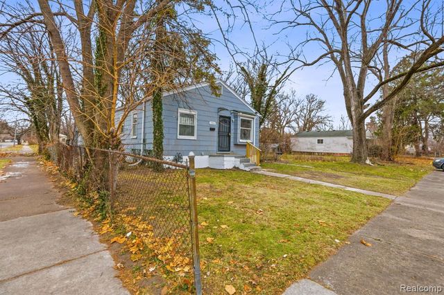 19816 Harlow Street, Detroit, MI 48235