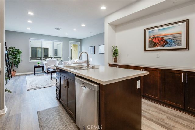 12921 Mission Avenue 102, Hawthorne, CA 90250