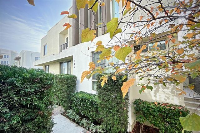 12921 Mission Avenue 102, Hawthorne, CA 90250