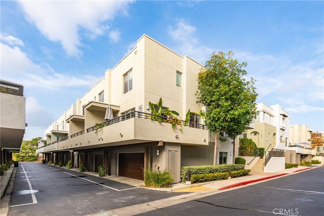 12921 Mission Avenue 102, Hawthorne, CA 90250