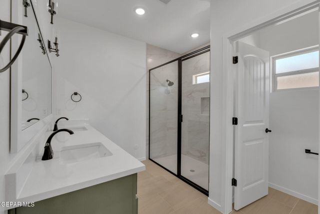 13737 CENTRO VISTA, Horizon City, TX 79928