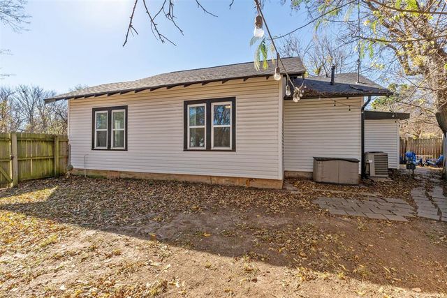 409 W Daws Street, Norman, OK 73069