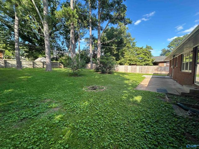 1607 Chapman Avenue NE, Huntsville, AL 35811