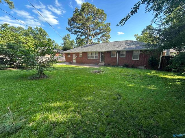 1607 Chapman Avenue NE, Huntsville, AL 35811