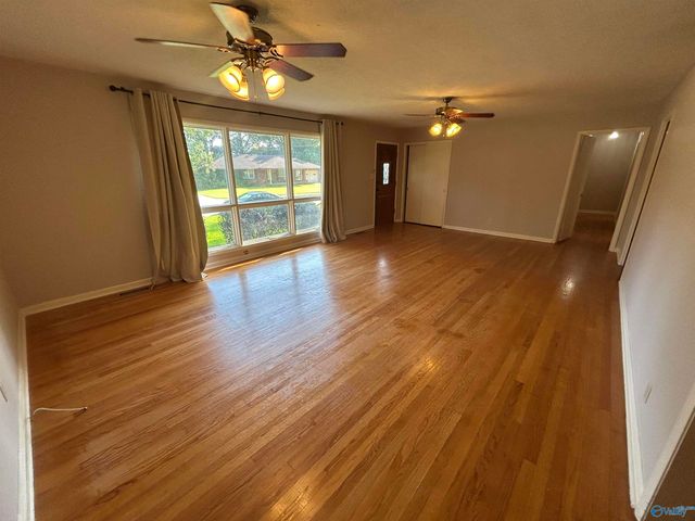 1607 Chapman Avenue NE, Huntsville, AL 35811
