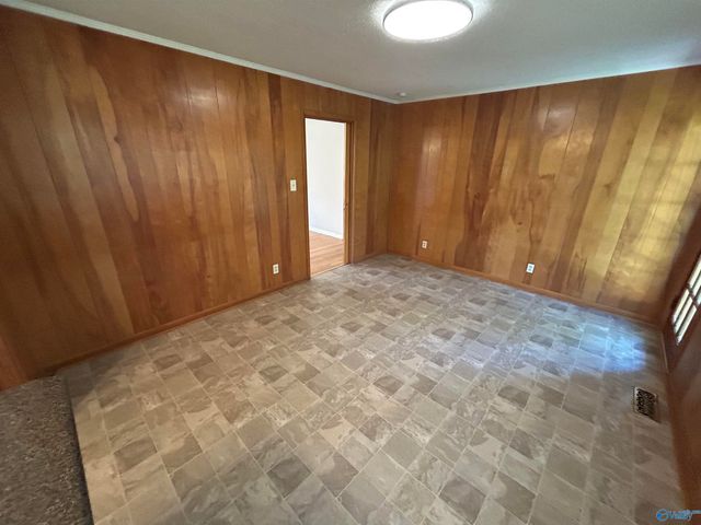 1607 Chapman Avenue NE, Huntsville, AL 35811