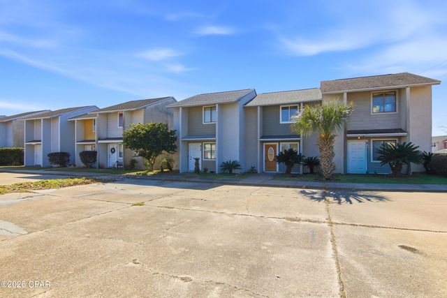 415 Venetian Way, Panama City, FL 32405