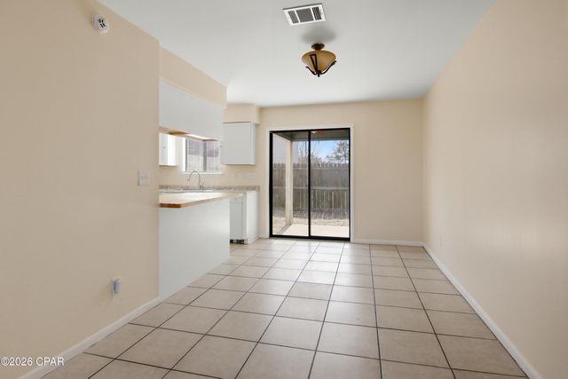 415 Venetian Way, Panama City, FL 32405