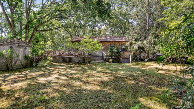 29 Boatheaders Lane N, East Hampton, NY 11937