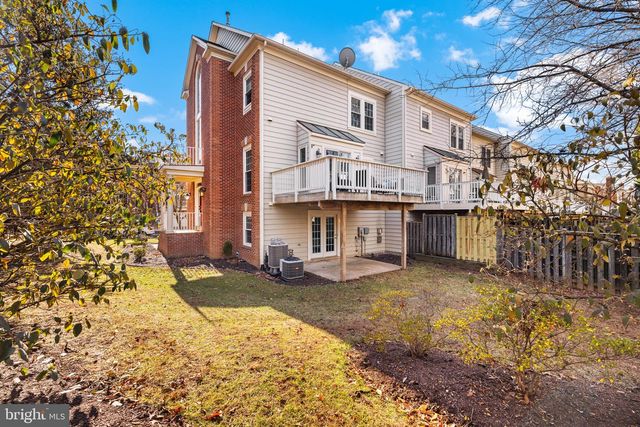 10101 STERLING TER, Rockville, MD 20850