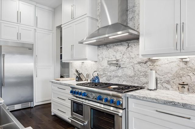 1809 Grace Xing Crossing, Friendswood, TX 77546