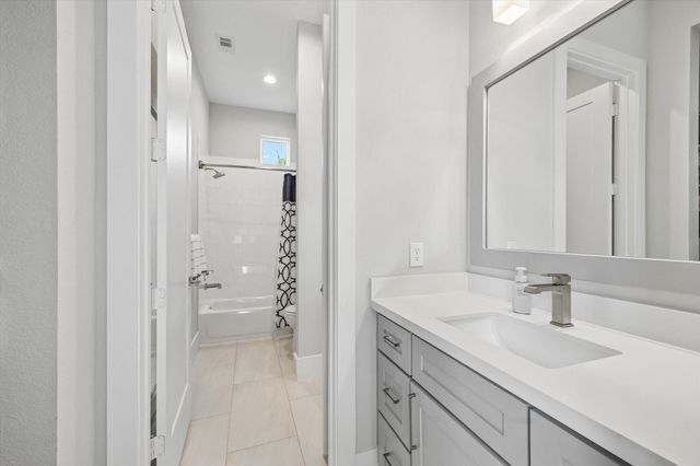 1809 Grace Xing Crossing, Friendswood, TX 77546