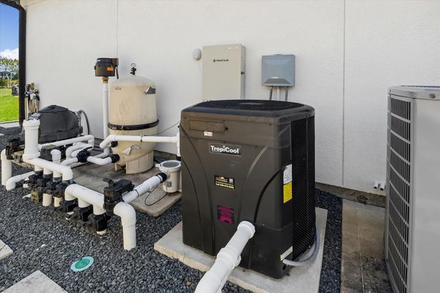 1809 Grace Xing Crossing, Friendswood, TX 77546