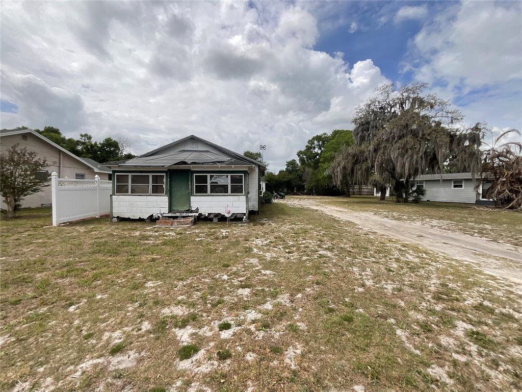109 PALENCIA ROAD, Auburndale, FL 33823