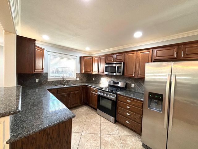 9418 Lenel Place, Dallas, TX 75220
