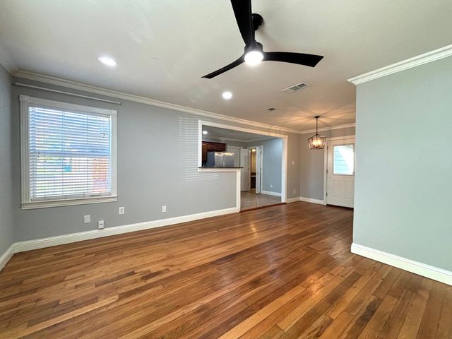 9418 Lenel Place, Dallas, TX 75220