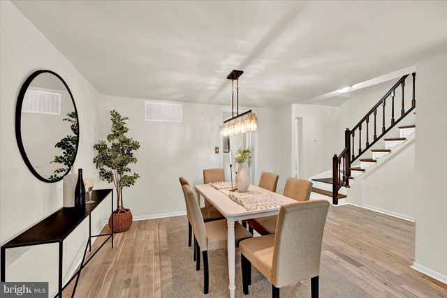 4 CASTLEBAR CT, Lutherville Timonium, MD 21093