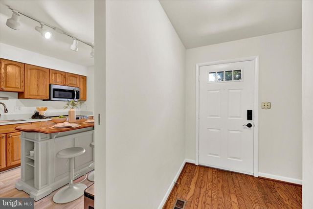 4 CASTLEBAR CT, Lutherville Timonium, MD 21093