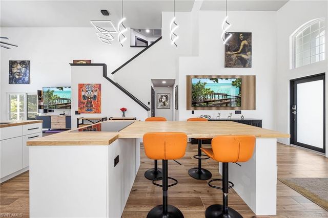 2513 Blackburn CIR, Cape Coral, FL 33991