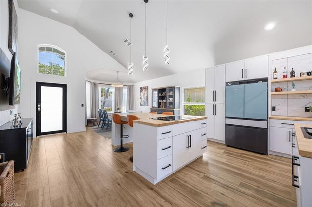 2513 Blackburn CIR, Cape Coral, FL 33991