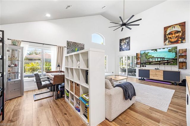 2513 Blackburn CIR, Cape Coral, FL 33991