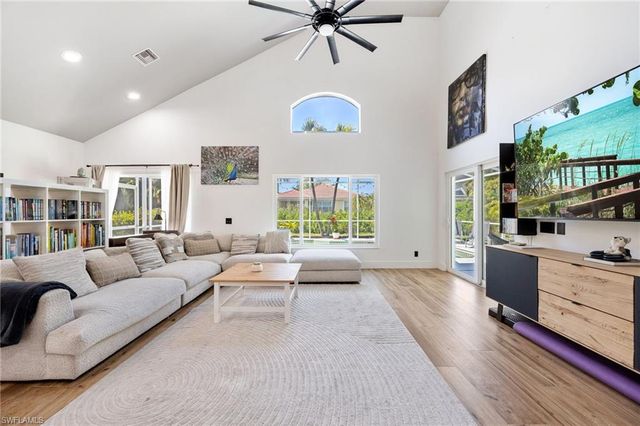 2513 Blackburn CIR, Cape Coral, FL 33991