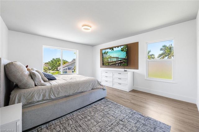 2513 Blackburn CIR, Cape Coral, FL 33991