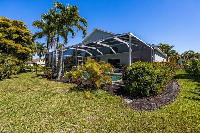 2513 Blackburn CIR, Cape Coral, FL 33991