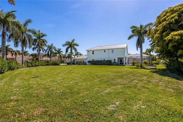 2513 Blackburn CIR, Cape Coral, FL 33991