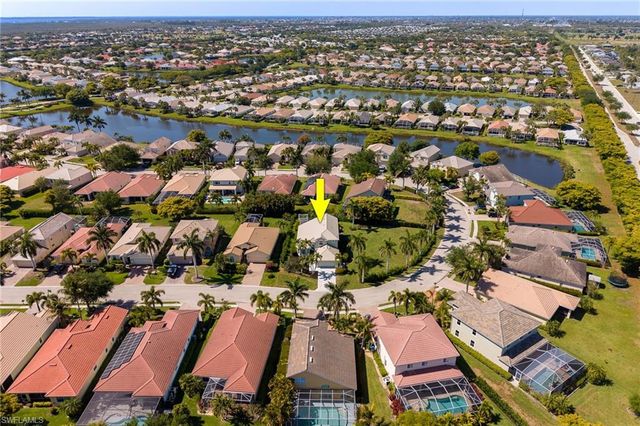 2513 Blackburn CIR, Cape Coral, FL 33991