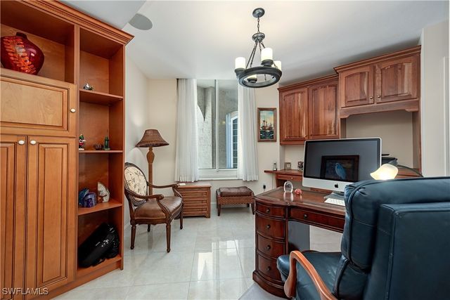 7117 Pelican Bay BLVD 1905, Naples, FL 34108