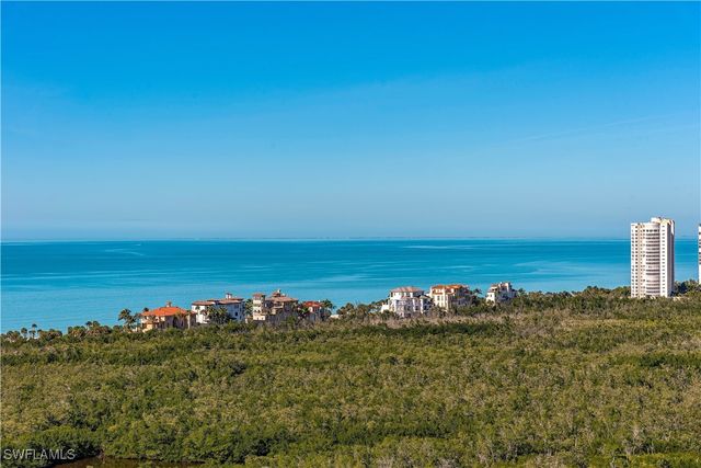 7117 Pelican Bay BLVD 1905, Naples, FL 34108